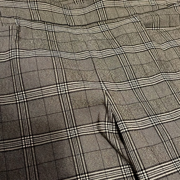Time and Tru Plaid pull on Black plaid dress pants size L - Picture 7 of 15